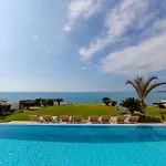 Villa Blue Coral Villas: Exclusive Oceanfront Retreat *