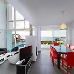Blue Coral Villas: Exclusive Oceanfront Retreat