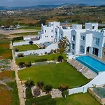 Blue Coral Villas: Exclusive Oceanfront Retreat *