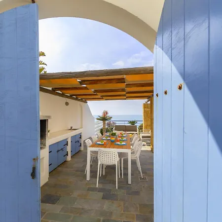 Blue Coral Three Exclusive - Poseidon - Nautilus - Oceanos - And - Baby Coral فيلة *