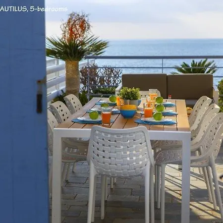 فيلة Blue Coral Three Exclusive - Poseidon - Nautilus - Oceanos - And - Baby Coral