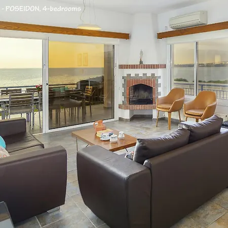 Blue Coral Three Exclusive - Poseidon - Nautilus - Oceanos - And - Baby Coral Vilă *