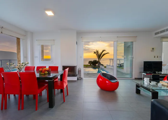 Blue Coral Three Exclusive - Poseidon - Nautilus - Oceanos - And - Baby Coral Vila